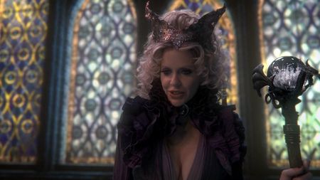 Kristen Bauer van Straten-Maleficient