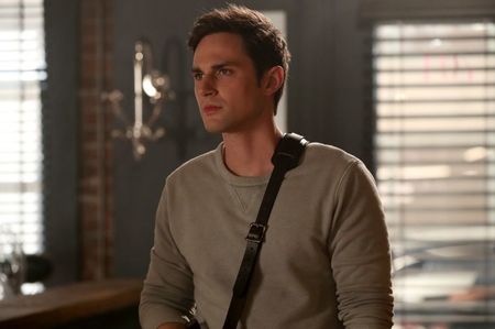 Andrew J.West-Henry Mills