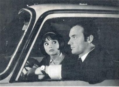 Un Film Cu O Fata Fermecatoare