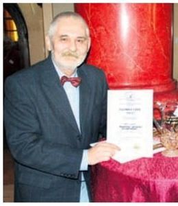 Gabriel-Cobasnian; Gabriel Cobasnian

Director de imagine, regizor de film documentar
Născut(ă): 16.12.1950 la București 

Absolvent al Institutului de Artă Teatrală și Cinematografică "I.L.Caragiale" (promoția 1973).
