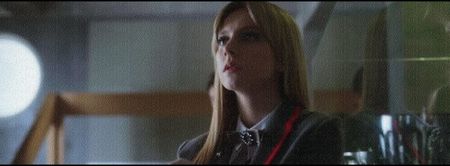 după părerea ei, acum, chiar nefondate. ❛Nu pot să cred că pentru tipul ăsta ai făcut atât; tam-tam, degeaba. Eu dacă eram în locul tău dădeam şi o petrecere în cinstea lui. Fato.. ai văzut cum arată? Parc-ar fi scos din filmele cu agenţi secreţi sau mai ştiu eu ce personaje de genul.
