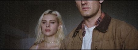 sigură cum ești tu că voi accepta să merg cu tine, pe de altă parte, eu nu știu ce să zic.❜ Îmi; înalț umerii în mod lejer, aruncându-i în cele din urmă o privire. ❛Carla, știi doar că Noah e prieten cu Christian și cu siguranță n-ar lipsi. Iar eu n-am de gând sub nicio formă să stau și să
