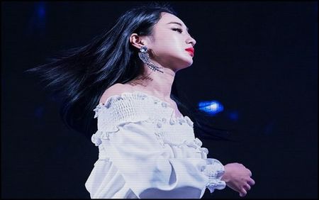 — ❝Ploșnița aia nu poate să iasă din asta fără să pățească nimic.❞