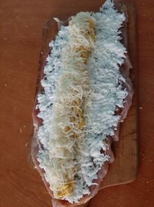 Mușchiuleț de porc cu umplutură de ou și cașcaval  - 1