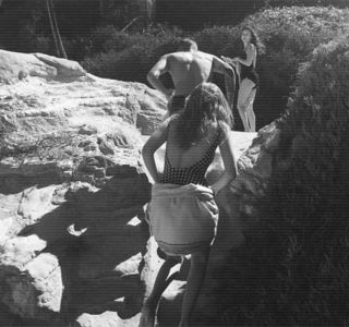 — Compania individelor amintite de către acesta, părând mai entuziasmat ca niciodată.; Imaginea acestuia aduce pe buzele sale un rânjet, ca în cele din urmă să se întoarcă spre zona barului, scuturând lejer din cap. Prinde din nou sticla de alcool, pe care o goleşte.
