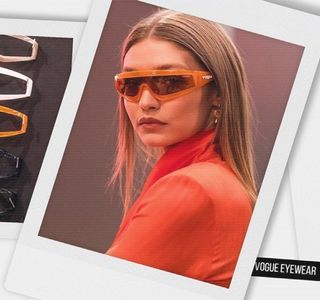 ━ Se retragă uşor de lângă el, fiind suficient de atentă încât să nu provoace mişcări bruşte,; astfel încât să nu-i spulbere dulcele somn. Întrucât intenţia acesteia era aceea de a parcurge distanţa până la întrerupător, în aşa fel încât să stingă lumina şi să se bage sub pătură, lângă
