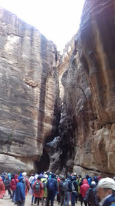 Petra; intrarea in canion
