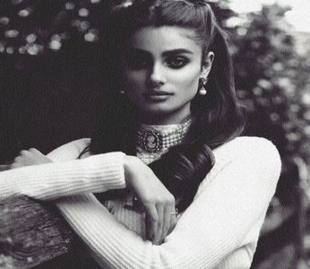 .¸¸.•✿ (Huit) t̤e̤n̤d̤e̤r̤n̤e̤s̤s̤ ༺♥༻ Chaotic.