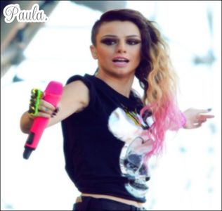 trebuie sa fac un speech dar o sa-l intreb pe colegul meu de apartament Paddy sa ma ajute..