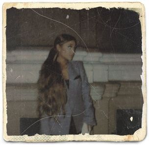 Ce naiba, mă, voi aveți x10 cazuri și tot aveți viață, pe când noi... :)))) cl.; Ah, dar stai, la voi nu se aleargă suspecții prin Piața Constituției....
