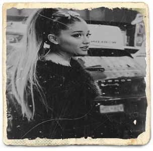 Adv dacă te ducea capu puneai undeva pe contu personal și le găseai acm... Dc îți scrisesei cl.; tu numele pe poză...? :3 =))))))
