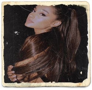 -cont. așa și o mai țin minte doar pe Biiu cu Cody :) astea așa care m-au marcat cred.. cl.; DAR TU NUCO??? Ce faze?? Io nush niciuna... A și mă refeream la Harry că e singura persoană Biia pe care o mai știu să-l fi jucat :) și pe Niall doar Bii...
