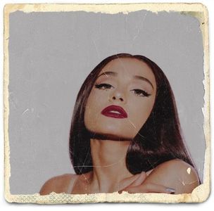 Aa și mai țin minte că m-am combinat cu Roca când jucam A sau P că l-a pus cnv să-mi dea kiss :) cl.; VOI MAI ȘTIȚI CÂND JUCAM ASTA?:)
