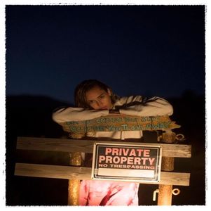 Mamă deci acum mi-am amintit când făceam jocuri pe conturile noastre cu -; best - și nush ce categorie și trb să eliminăm=))) mai ales pe contul lui Biiu parcă ea făcea multe d astea=)))) nush dacă am câștigat și eu sau poate de maxim 2 ori..
