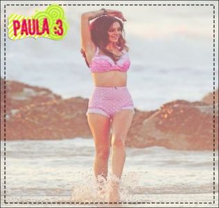 ♡.→ STATI CEEE AVEAM CAMERE?? parca ceva imi amintesc dar vag rau nu creed -cl; tot esti prunc dar cine face 18 in curand ;) :)
