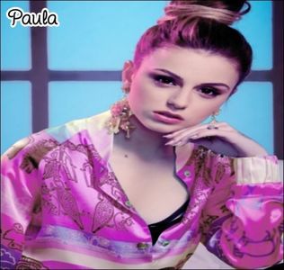 ♡.→ ..Miruno tu esti mai mica decat colegii mei care ei normal merg la 18 ani la uni :):) -cl; GABI TACI CA INTRU IN CRIZA, NU CRED CA SUNT ASA BATRANA...... btw ar trebui sa facem o excursie p-aici ;)
