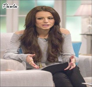 ♡.→ sincer nu tin minte nicio faza cu insigne... memoria ma dezamageste plang -cl; inca nu inteleg cum esti mai mica si suntem aceeasi generatie :):) sI GABI E DE APROAPE ACEEASI VARSTA CA TINE VAI DE MINEE
