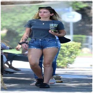 Nu-i adv, la mn nu se aplică :P oarecum... # Mirru - Și eu la feeel =))) # Nucă -; Adică ție chiar îți place RACUL? :O =))).. de ce... # Gabbz
