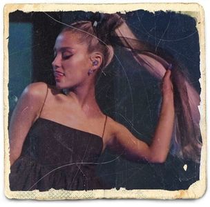 ȘI EI NU DAU UN RAHAT NICI NU ȘTIU UNDE M-AU MAI VĂZUT... Deci poate îmi permit cl.; și eu să nu rețin anumite detalii despre oameni... :) Nu se aplică în cazul nostru ofc deci ar trb să te simți prost :)
