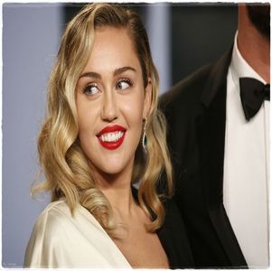 Literally am avut un curs de civil de nici 1 oră și deja simt cum mi-au murit toți neuronii