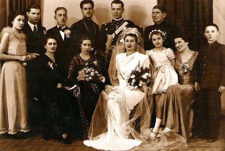 1938.01.23 CALARASI, LA NUNTA RODICAI CU LT VASILE RADU. TATA[ST] LANGA D-RA BUZETEANU