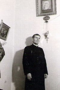 1942 BUC., PREOTUL BUCUR ZAINESCU [TATICULITA], BUNICUL MEU