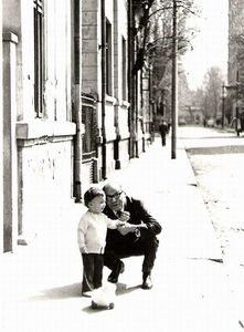 1975.04 TATA CU BUJOREL STOICOVICI