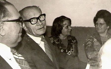 1983.01.06 IASI, DE BOBOTEAZA, LA FAM. IORDAN FUIOREA