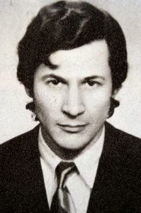 E Atat De Aproape Fericirea