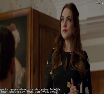 ― Toată această înșiruire de gânduri a Alessandrei se extinde pe puțin peste două pagini,; paginile fiind umede pe alocuri din pricina lacrimilor care se scurseseră peste acestea în momentul în care ea le scria. Acum că se ocupase și de asta nu îi mai rămânea decât să își împa-
