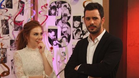 Defne ve Omer