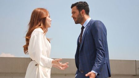 Defne ve Omer