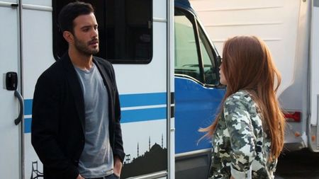 Defne ve Omer