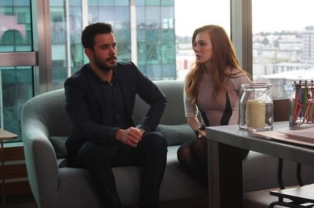Defne ve Omer