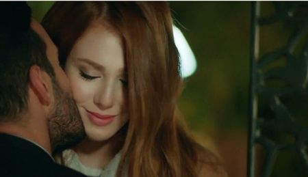 Defne ve Omer