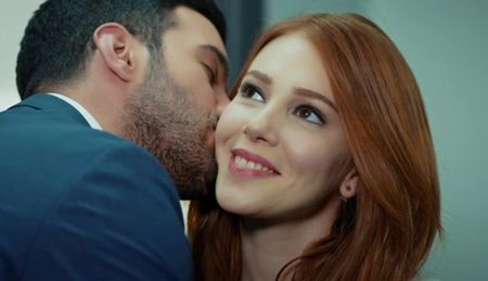 Defne ve Omer