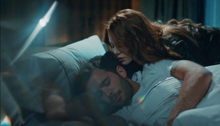 Defne ve Omer