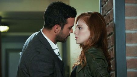 Defne ve Omer