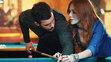 Defne ve Omer