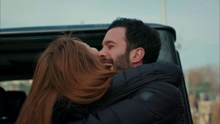 Defne ve Omer