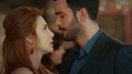 Defne ve Omer