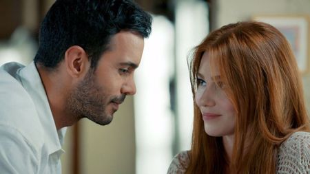 Defne ve Omer