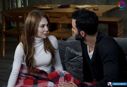 Defne ve Omer
