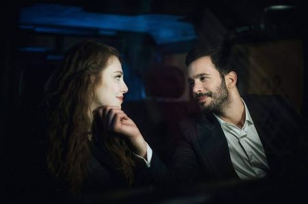 Defne ve Omer