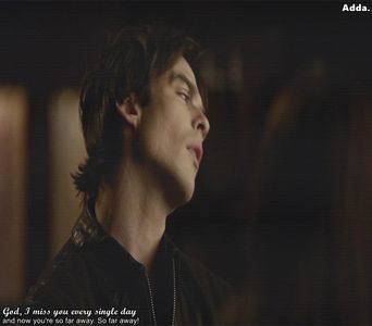 ―  „Atâta timp cât gena nu sare o generație și iese un mini-Stefan, eu sunt de acord cu; orice.” Se abține Damon cu greu să nu râdă și ținând-o pe Amelie în brațe îl analizează pe Denver și cumva ghicește ce era în capul lui, așa că își așează mâna pe șlițul pantalonilor lui,
