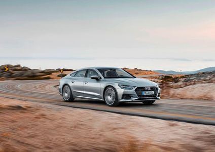 2018-2020-audi-a7-sportback-front-view-driving-carbuzz-448631-1600