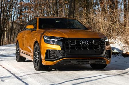2019-2020-audi-q8-front-angle-view-carbuzz-688974-1600