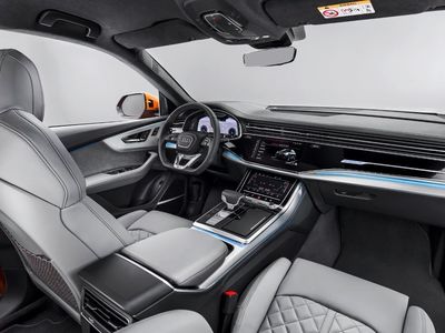 2020-audi-q8-central-console-carbuzz-431311-1600