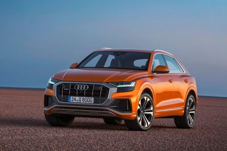 2020-audi-q8-front-angle-view-carbuzz-431322-1600