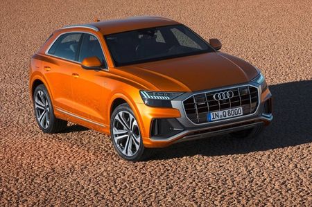 2020-audi-q8-front-angle-view-carbuzz-431358-1600
